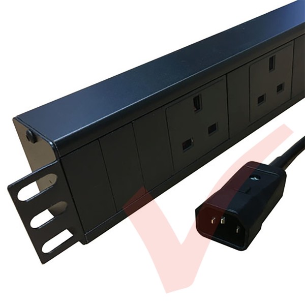 Horizontal UK Socket to C14 Plug with 3 Metre Trailing Cable 1.5U Rack PDU